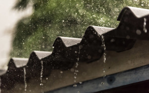 rumah_di_musim_hujan