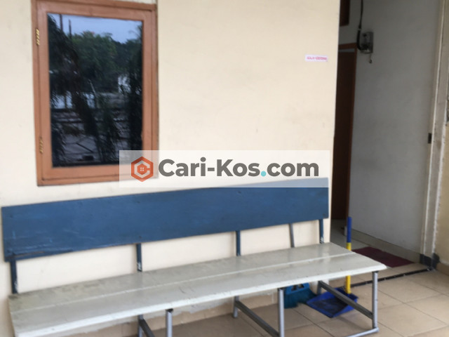 bescokostt,100 m dari stasiun krl tanjung barat