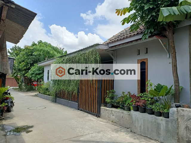 Aqila kost free WiFi, dekat UAD 4 tempat tenang dan aman