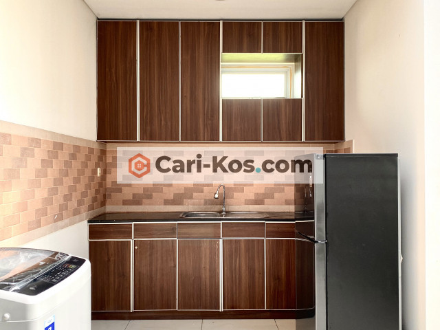 Kost Behomy Coner Eight Karawaci