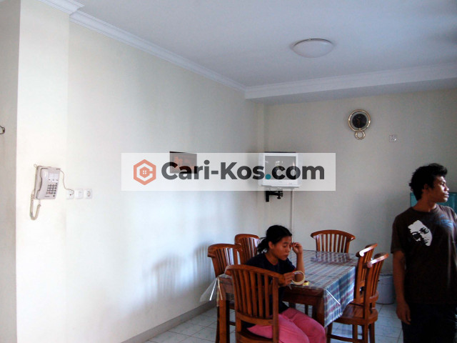 Kost dengan fasilitas lengkap untuk Karyawan / Mahasiswa di Jl Pramuka - Jakarta Pusat