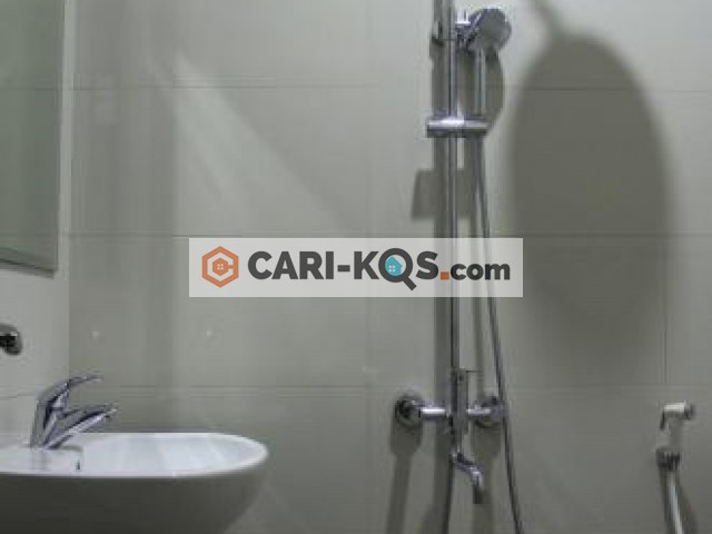 MM Residence - Dekat pangkalan BlueBird, busway, 7-11, pompa bensin Pertamina dan Shell, rumah makan.