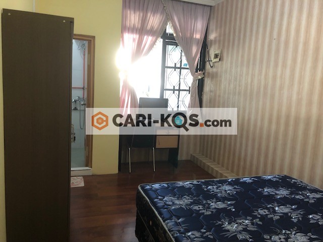 Kos Local Muara Karang