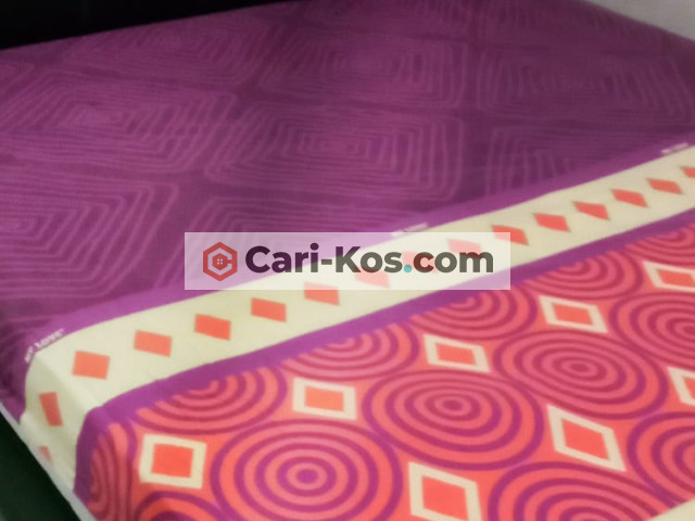 KOSAN PUTRI BU DERTA PONDOKGEDE