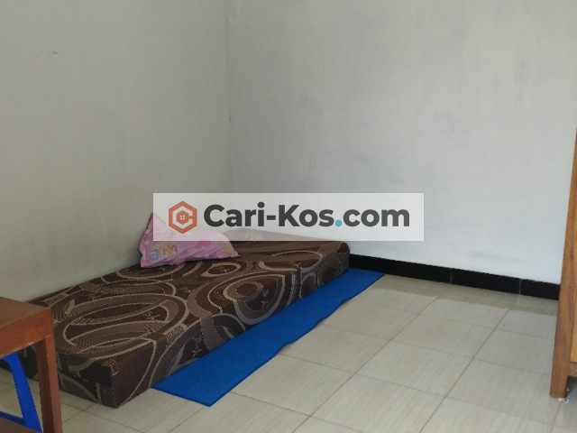 rumah kost dan toko sembako annisa