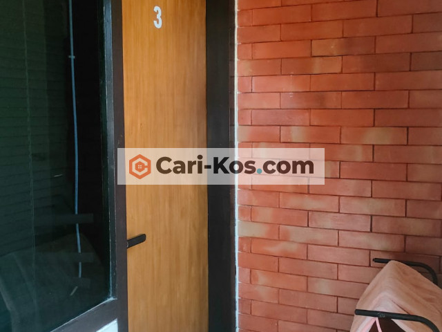 Kos Putri Wlingi Empat Semi Ekslusif