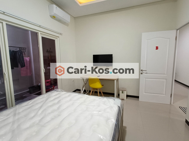 Kos Putri Dekat Kampus UPN. Bersih, Aman & Nyaman.